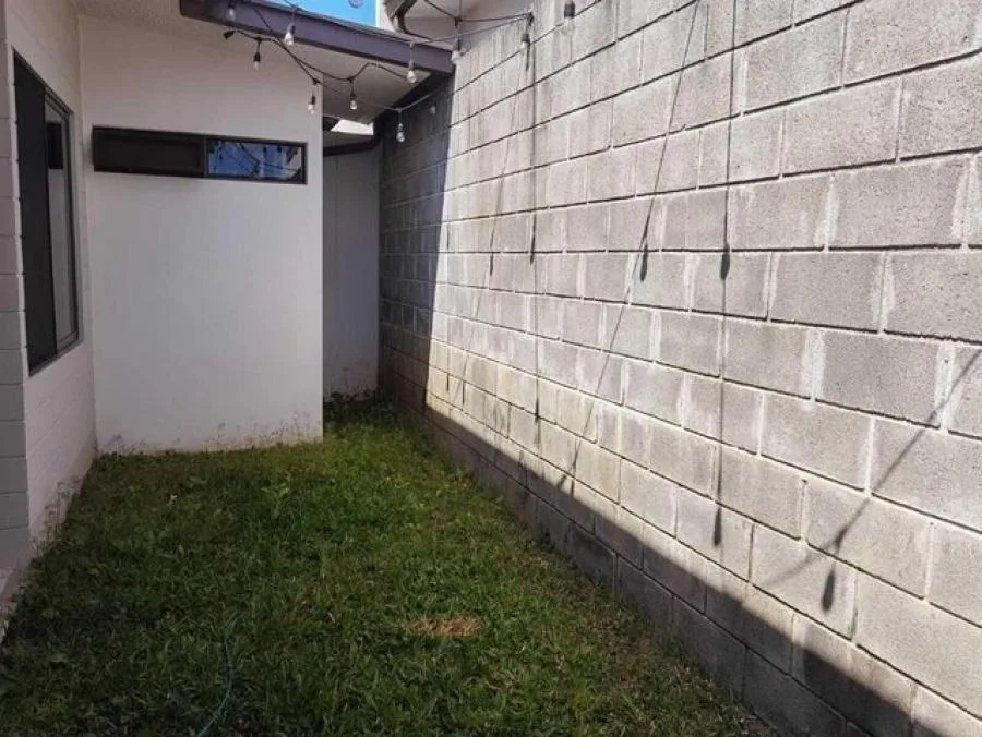 2 Bedroom House for Rent at Condominio Altivar for $1,100/mo — photo 4