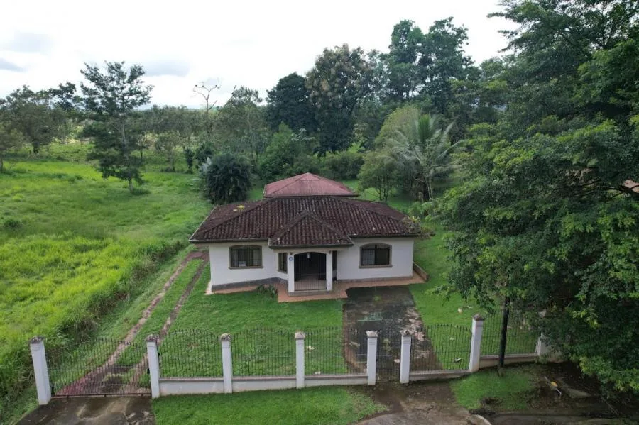 ¡Oportunidad Única! Venta de Casa Exclusiva en Venecia de San Carlos - Venta en Venecia