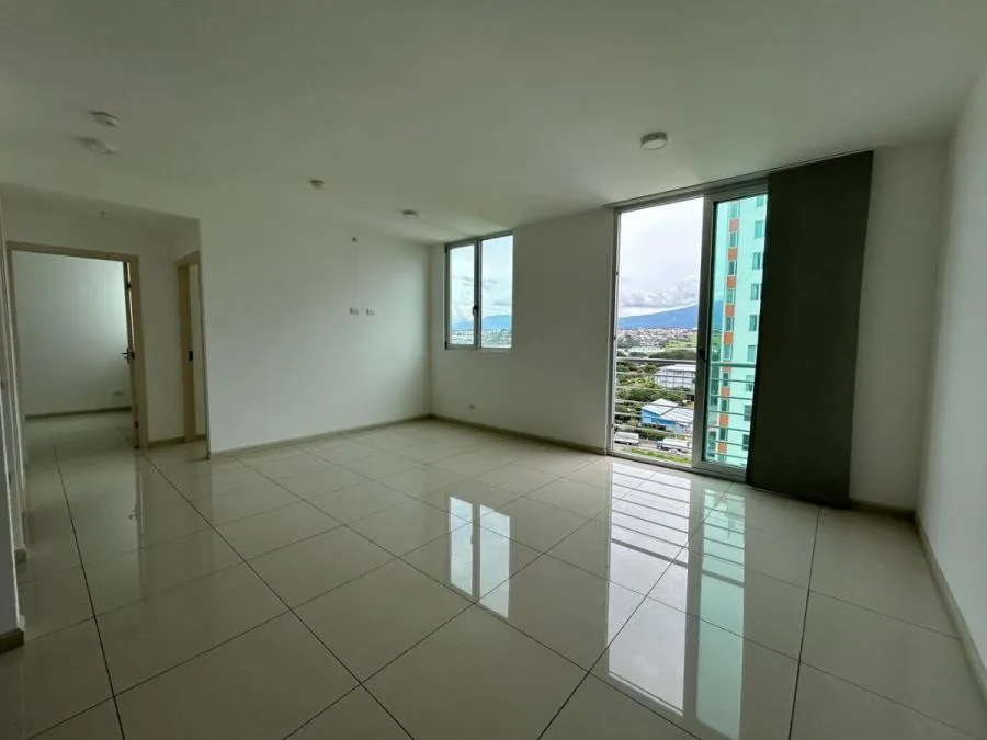 APARTAMENTO EN VENTA, LAGUNILLA DE HEREDIA, $140.000 Cod#25-325 - Venta en Heredia