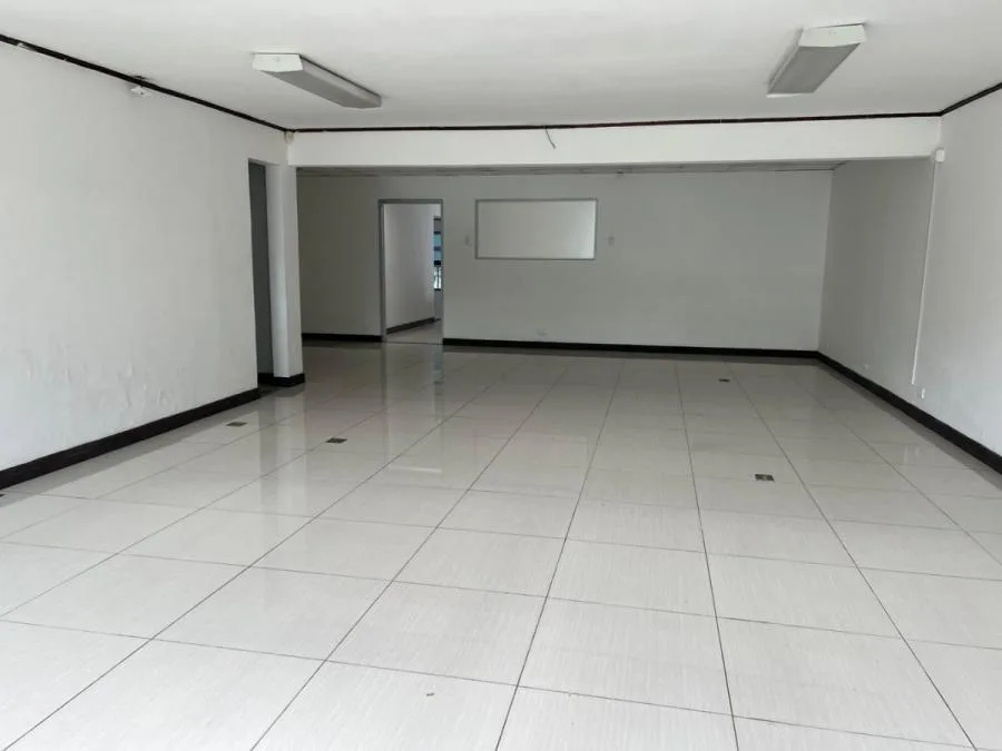 Venta de Funcional Oficina en La Sabana, San José / Mls. 25-1993 OFC JB - Venta en San José — photo 2