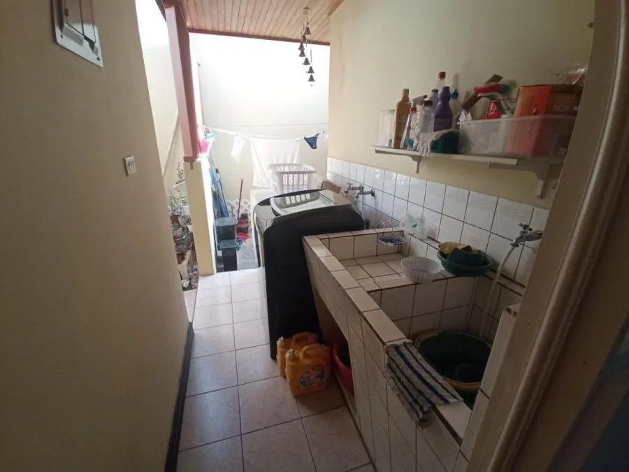 Venta de casa en Mercedes Montes de Oca - Venta en Montes de Oca — photo 4