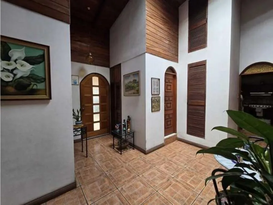 Casa en venta en Moravia, una planta casa independiente, 5PDC9294182 - Venta en Moravia — photo 3