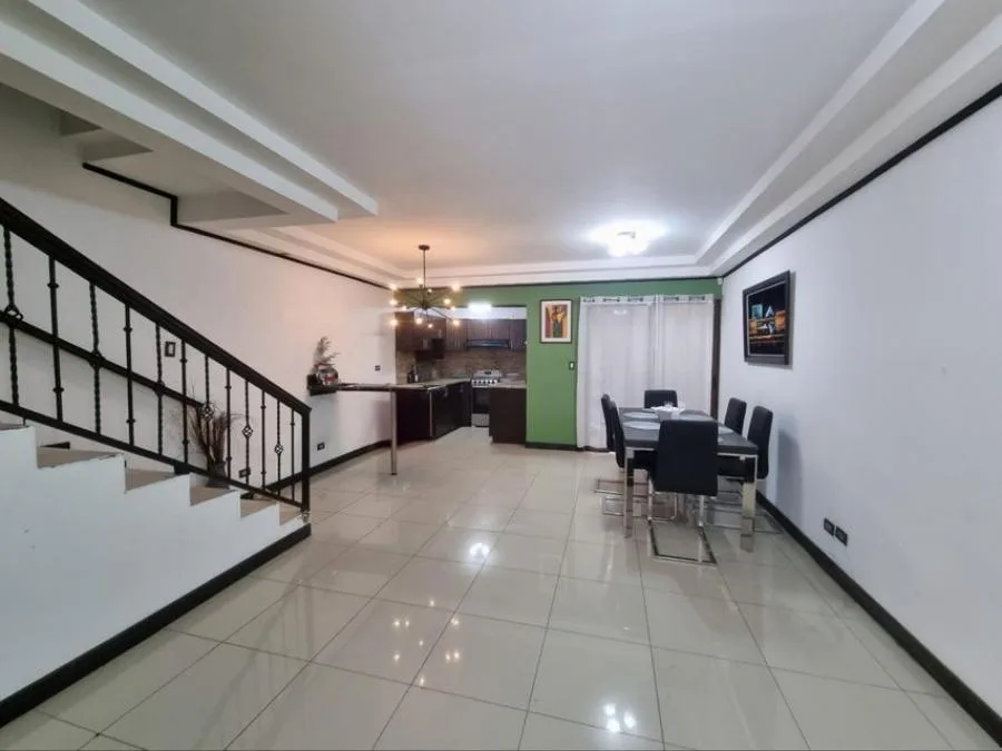 VENTA DE CASA EN CONCEPCION DE TRES RIOS PBR - Venta en Concepción