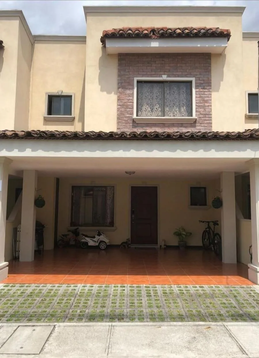 Casa en Venta en La Unión, Cartago. RAH 22-919 - Venta en La Unión