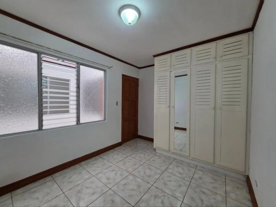 Venta de Apartamento en Goicoechea-Guadalupe. RAH 26-1288 - Venta en Goicoechea — photo 3
