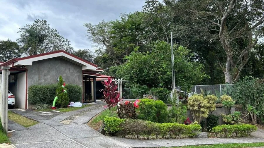 Venta de 2 Casas en Garita, Alajuela. RAH 24-954 PRECIO REBAJADO - Venta en Garita
