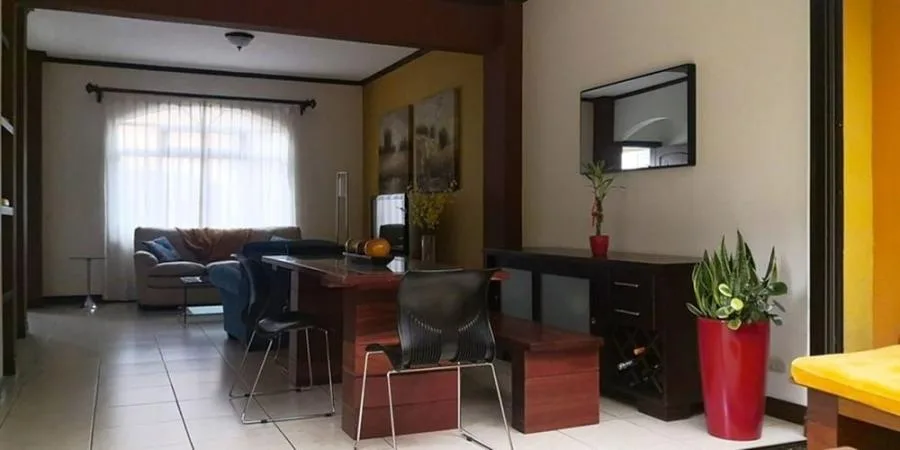 Se Vende Hermosa casa en San Pablo de Heredia - Venta en San Pablo — photo 2