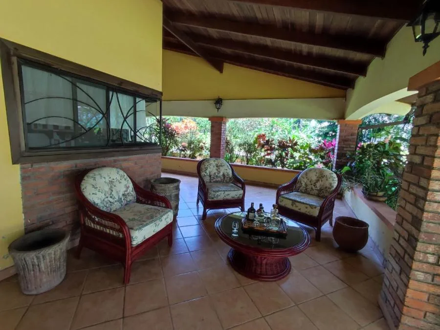 VENTA DE DOS CASAS EN CIUDAD HACIENDA LOS REYES, LA GUACIMA - Venta en Guácima