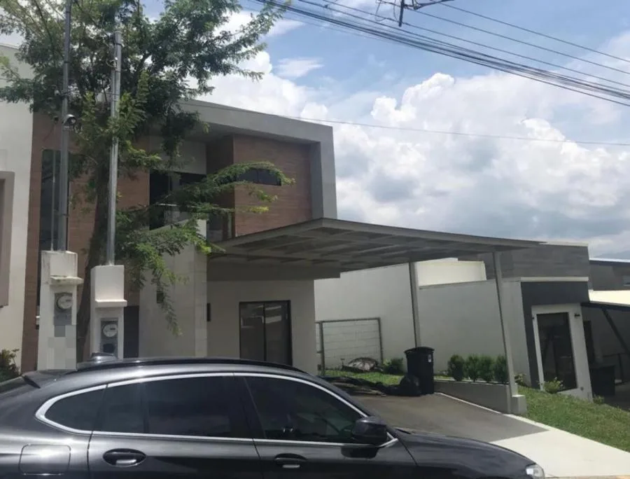 Alquiler de Casa en Grecia, Alajuela. RAH 25-1344 - Alquiler / Renta en Grecia