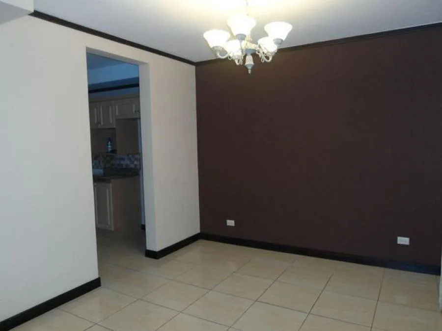 Venta de Casa en Sabanilla, Montes de Oca. - Venta en Montes de Oca — photo 3