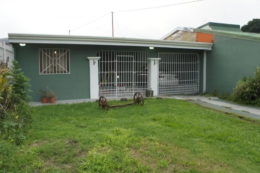CASA EN VENTA, FLORES HEREDIA,Cod#23-2061 - Venta en Flores