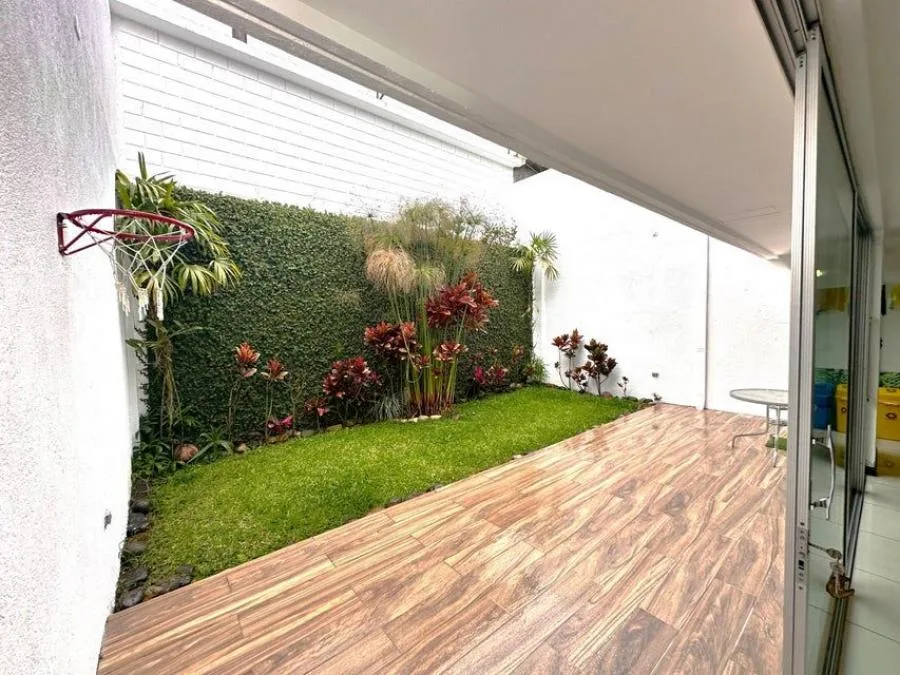 VENTA DE CASA EN CONDOMINIO EN CORONADO PBR - Venta en Vasquez de Coronado