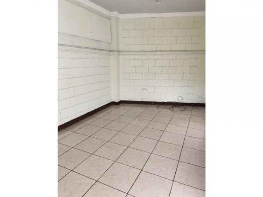 Bodega en Alquiler en Guadalupe,Goicoechea, Uso Comercial,PJG9772813 - Alquiler / Renta en Goicoechea — photo 5