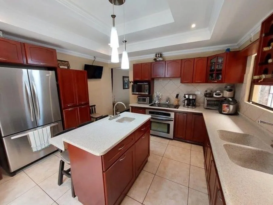 Venta de Casa en Dulce Nombre, San José. RAH 24-1762 - Venta en Vasquez de Coronado — photo 4