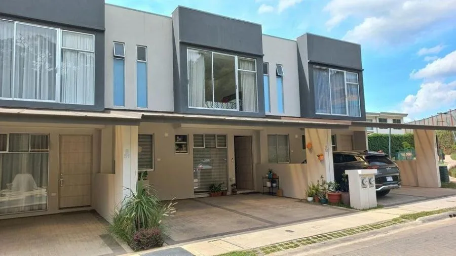 Venta de Casa en Curridabat, San José. RAH 24-1628 - Venta en Curridabat
