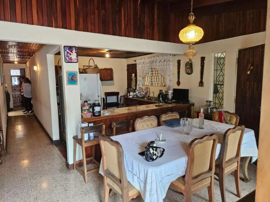 Venta de casa de un nivel con 4 habitaciones en Tibas San Juan MGA - Venta en Tibás — photo 3