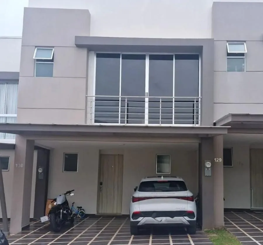 Venta de casa en Condominio en Palermo Village, San Rafael de Heredia US$ 225,000 #TR2235 - Venta en San Rafael