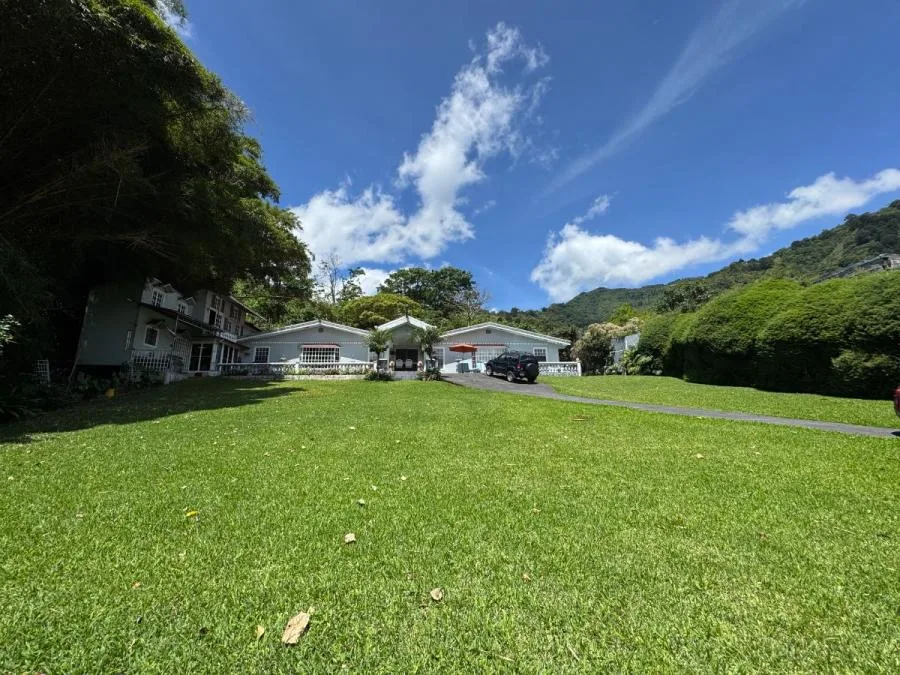 Venta de Hermosa Casa en Aserrí, San José. - Venta en Aserrí