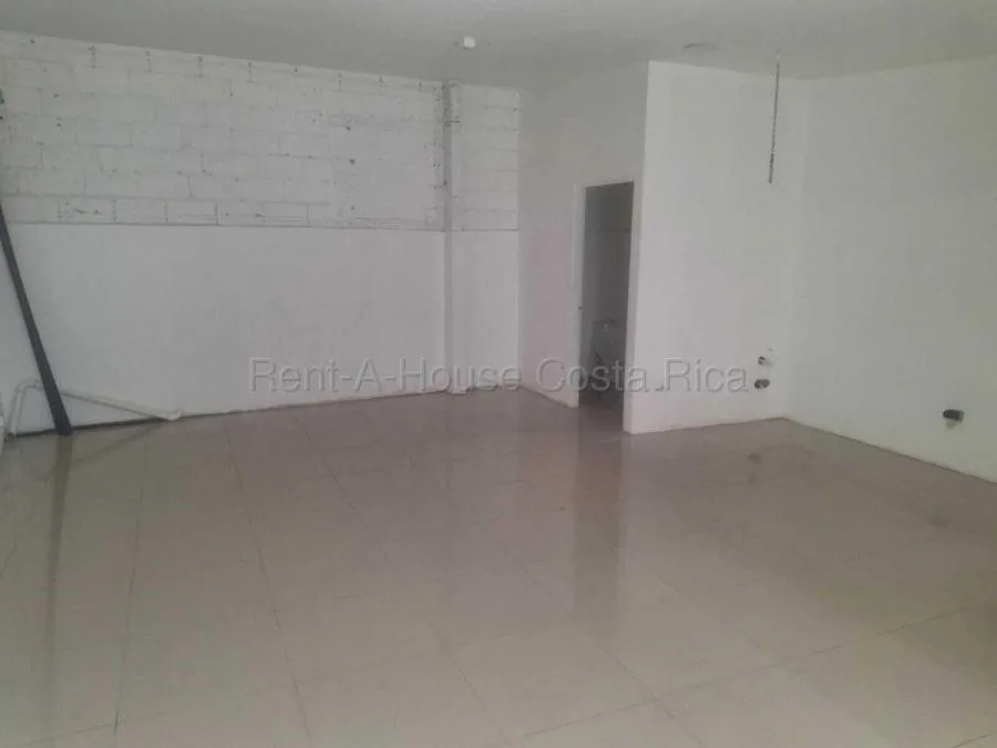 Local comercial con alto flujo peatonal ideal para negocio rentable #26-1664 GS - Venta en Desamparados