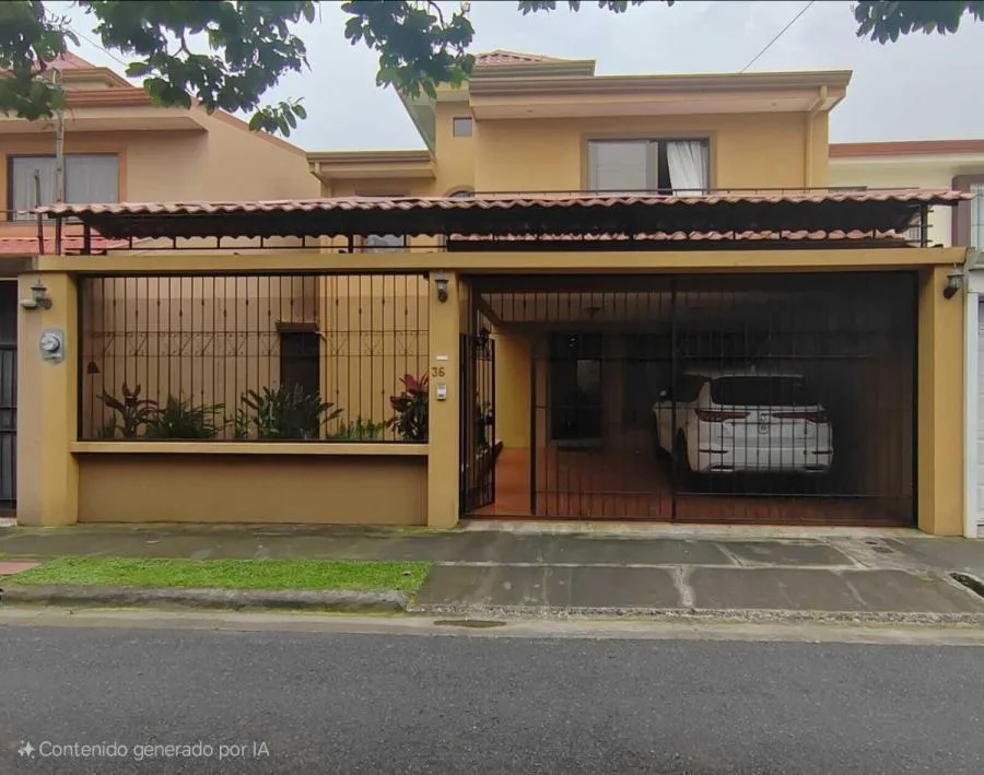 Venta de Amplia Casa en La Unión, Cartago. - Venta en La Unión