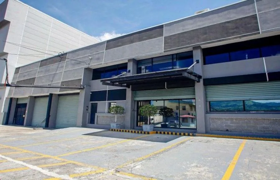 Edificio Con Bodegas En Alquiler En Pavas San José Cr; Idi: 129500 - Alquiler / Renta en Pavas