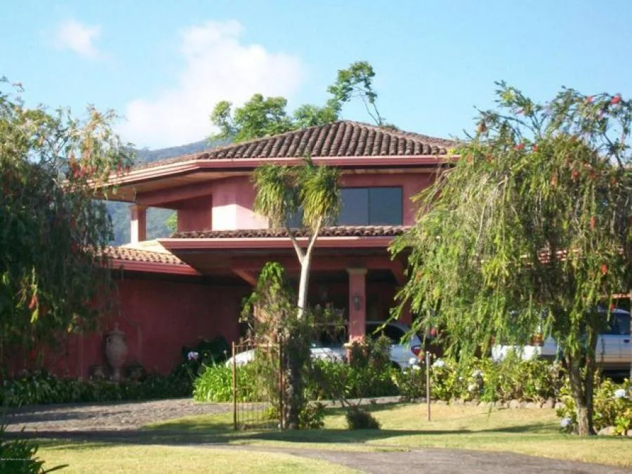Venta de Casa en San Isidro, Heredia. - Venta en San Isidro