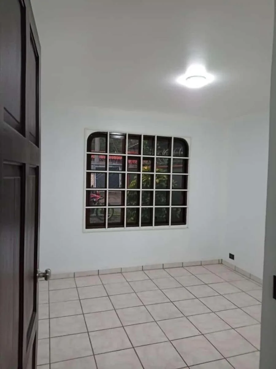 PROPIEDAD Y CASA ENCANTADORAS EN VENTA EN PÉREZ ZELEDÓN &amp;#127748; - Venta en Perez Zeledón — photo 4