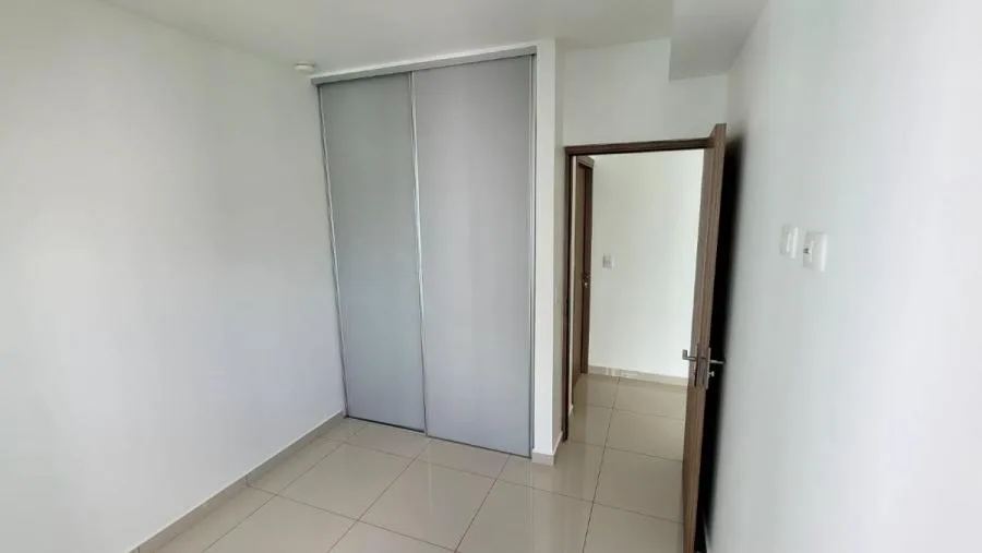 Alquiler de apartamento en Bambú Tibás MG - Alquiler / Renta en Tibás — photo 3