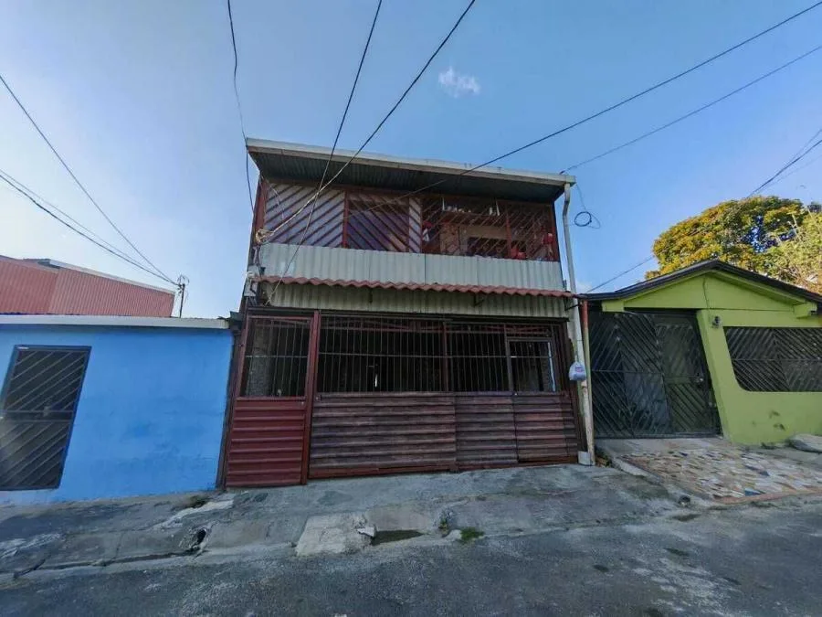 Venta de casa con apartamento independiente en Purral, Goicoechea #3868 - Venta en Goicoechea
