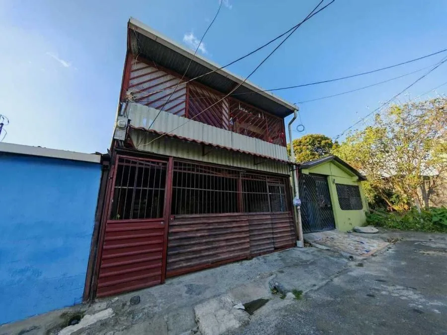 Venta de casa con apartamento independiente en Purral, Goicoechea #3868 - Venta en Goicoechea — photo 3
