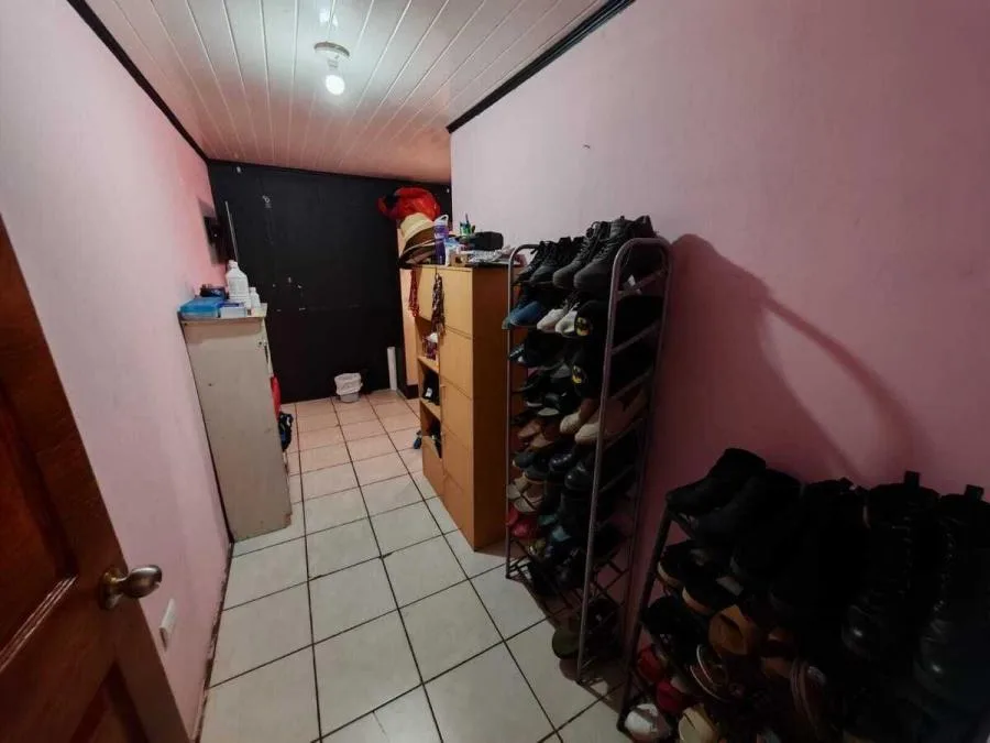 Venta de casa con apartamento independiente en Purral, Goicoechea #3868 - Venta en Goicoechea — photo 4