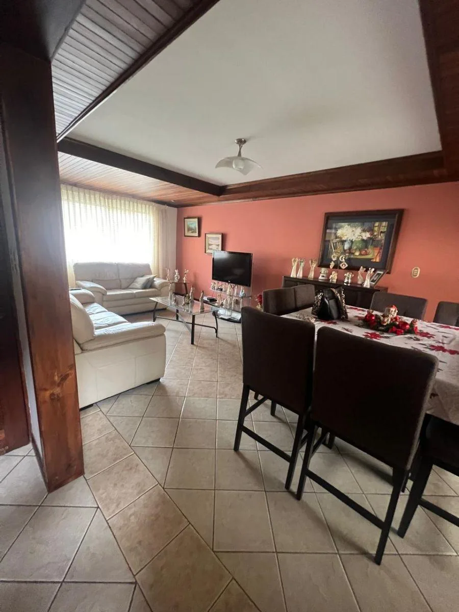 Venta de casa en condominio en Tibas $235.000 #JM33 - Venta en Tibás — photo 2
