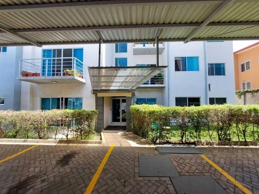 venta de apartamento en santa ana - Venta en Santa Ana