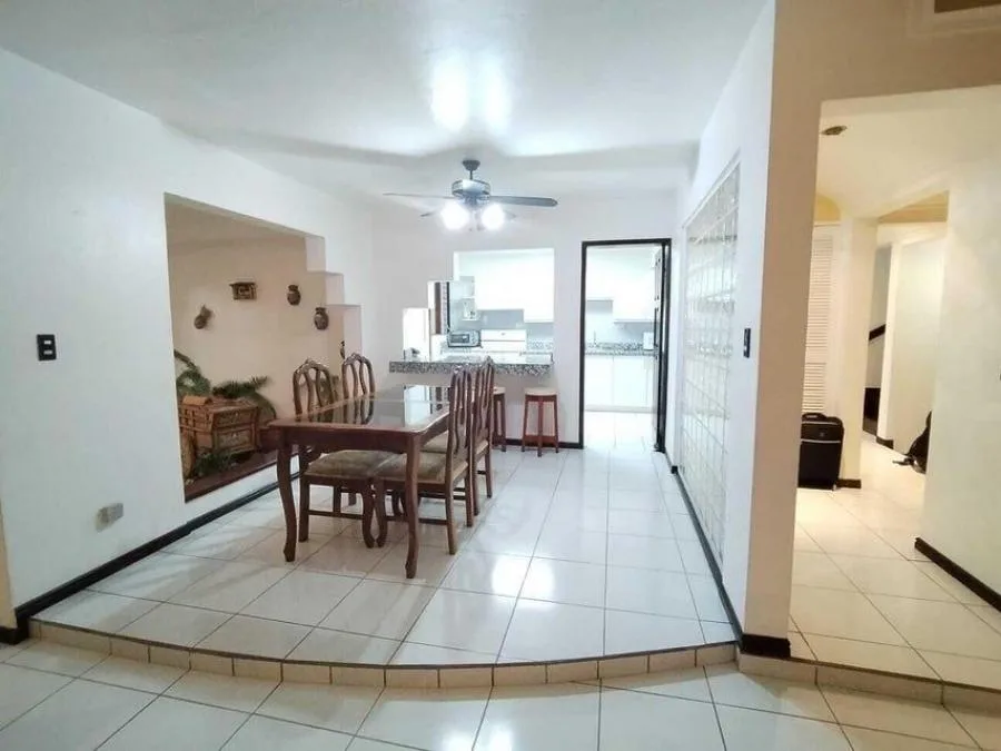 Venta de casa en la Uruca San Jose PBR - Venta en Uruca — photo 4