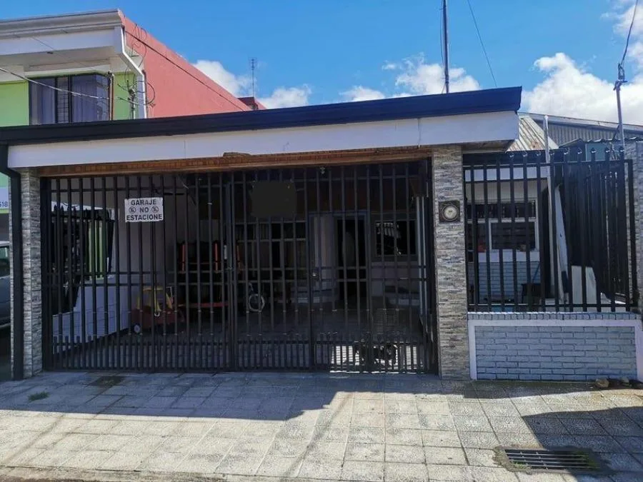 Venta de Casa en Paraíso, Cartago. RAH 23-136 - Venta en Paraíso