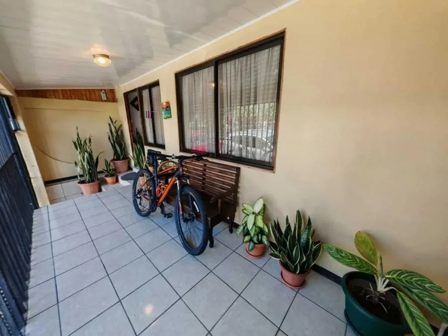 Venta de casa en Urb Miraflores, San Pablo de Heredia UR0362 - Venta en San Pablo — photo 2