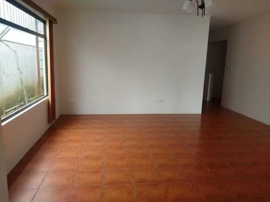 Alquiler de Casa en Moravia, San José.  - Alquiler / Renta en Tibás — photo 5