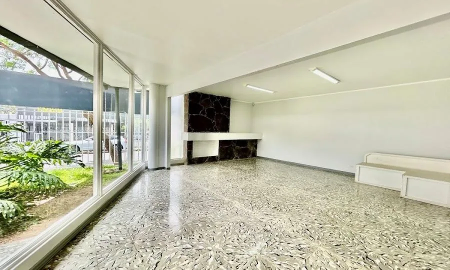 Alquiler de casa de una planta en Barrio Escalante, San José $3.500 #LL167 - Alquiler / Renta en San Pedro — photo 2