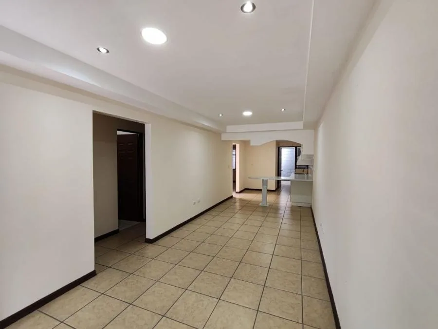 Venta de casa de una planta en Residencial Privado en Santa Rosa, Santo Domingo #MR002 - Venta en Santo Domingo — photo 2