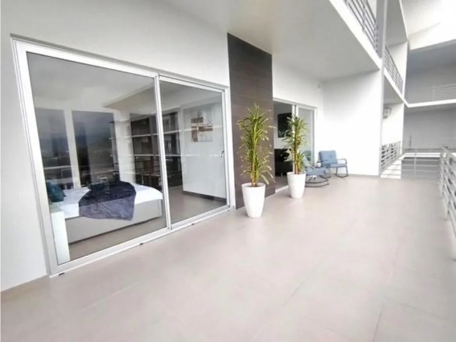 VENTA DE APARTAMENTO, SAN JOSE, SANTA ANA, CONDOMINIO URBAN FLATS - Venta en Santa Ana