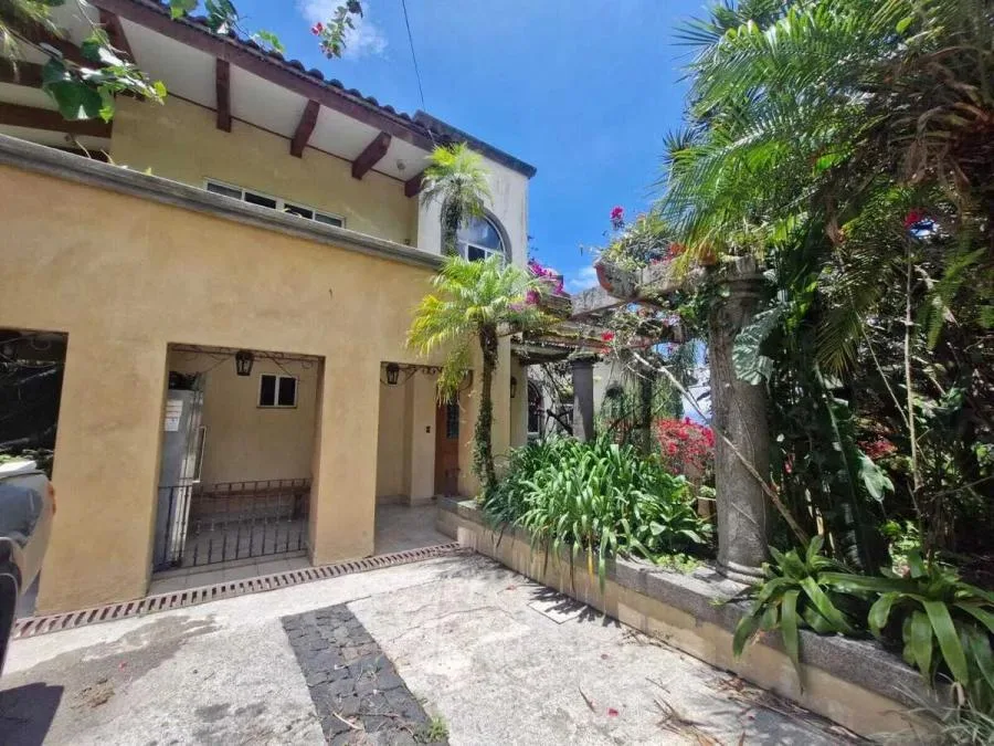 Venta de casa de lujo en Residencial Aves del Paraíso, San Rafael de Heredia US$ 850,000 #TY5294 - Venta en San Rafael