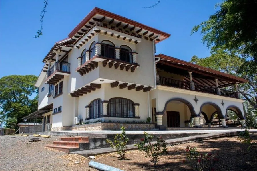 Venta de Hotel en Grecia, Alajuela. RAH 24-1767 - Venta en Grecia