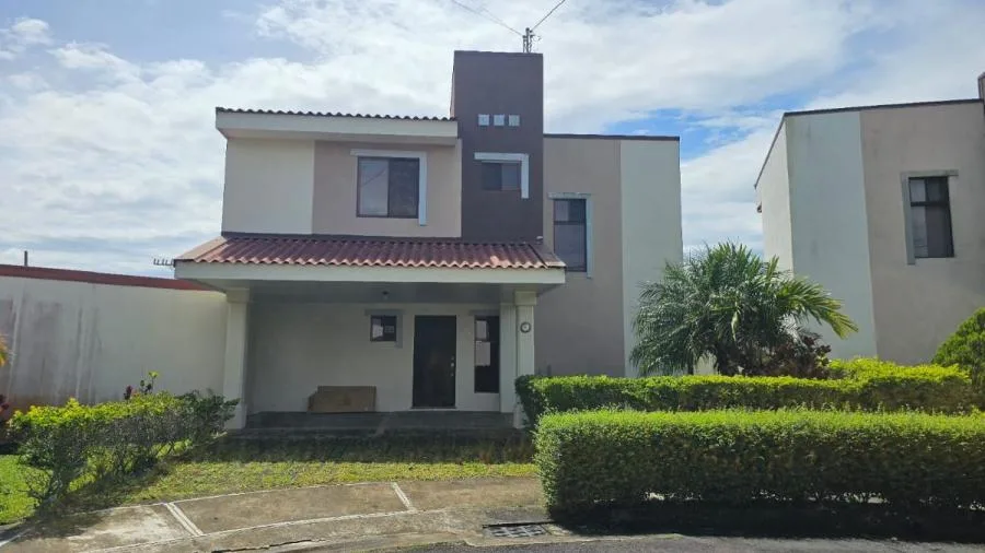 Venta de Casa en Condominio Altivar Los Sitios Moravia  - Venta en Moravia