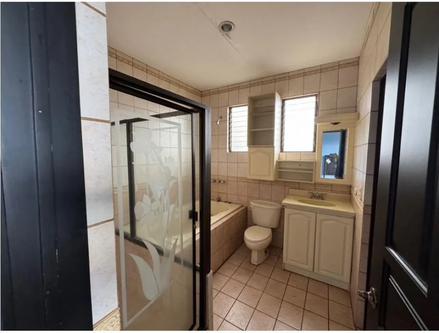 Venta de casa en condominio Brisas del Este, San Pedro US$220,000 #JM81 - Venta en San Pedro — photo 5