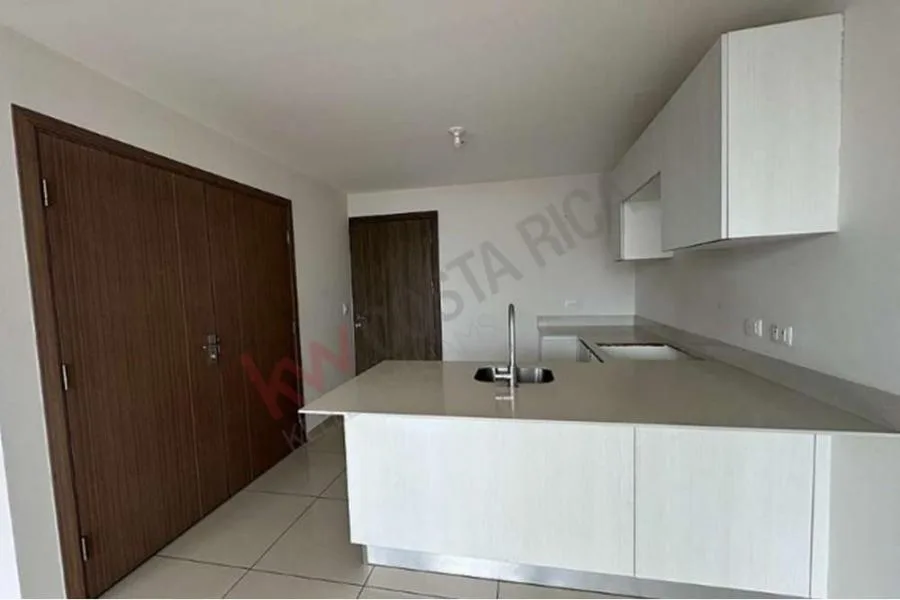 Venta de apartamento en remate en condominio Bambu Rivera, Tibas US$ 147.325 #6140 - Venta en Tibás — photo 4