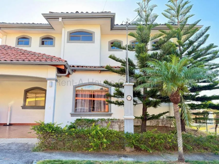 Venta de Apartamento en Ulloa-Heredia. RAH 26-1806 - Venta en Heredia
