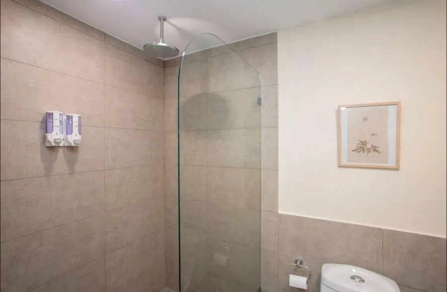 Alquiler de apartamento en Torre, Montes de Oca. RAH 26-557 (NR) - Alquiler / Renta en Montes de Oca — photo 4