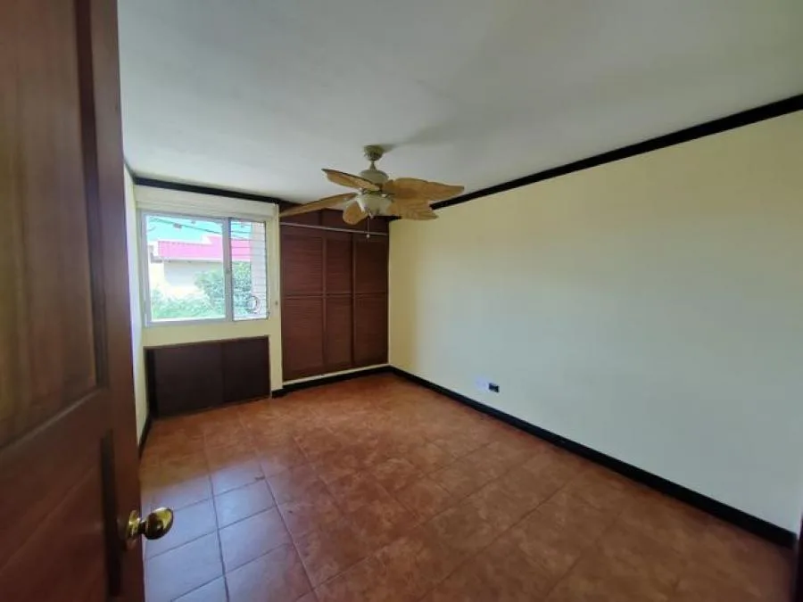 Se Vende Casa en San José, Moravia - Venta en Moravia — photo 2