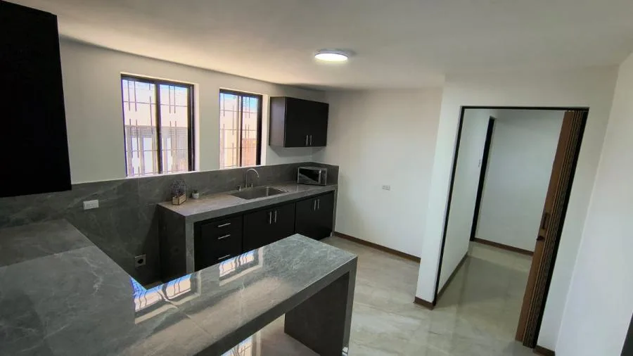 ALQUILER DE CASA l ROHRMOSER, SAN JOSÉ l PRECIO NEGOCIABLE. - Alquiler / Renta en Heredia