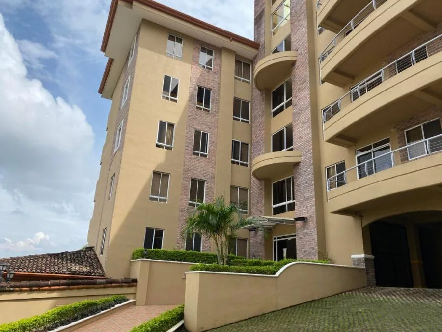 Venta de Apartamento en San Rafael de Escazû. RAH 25-1723 - Venta en Escazú